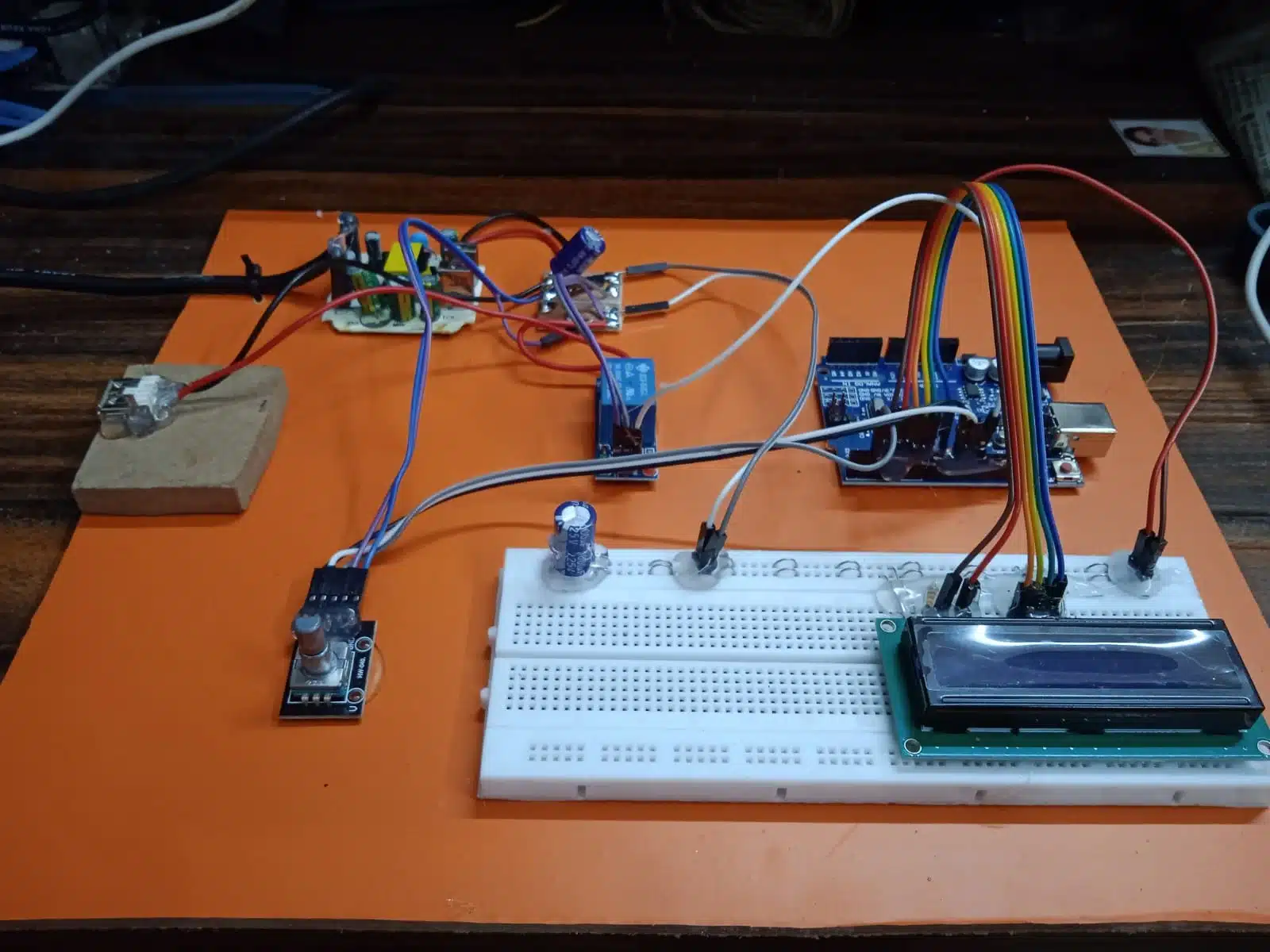 Arduino-Based Mobile Charging Timer-3